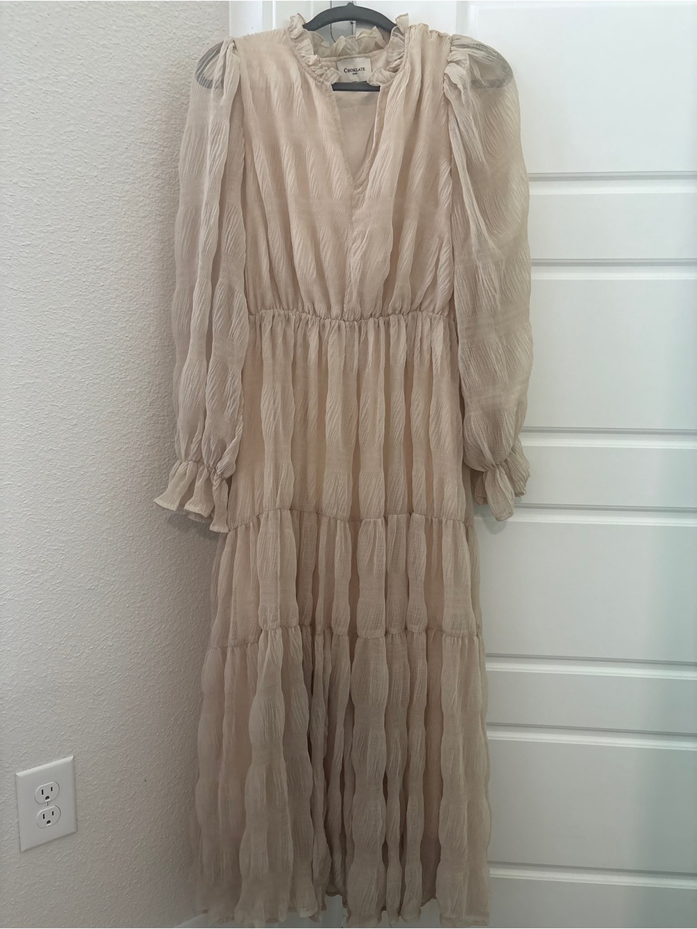Choklate Paris Chiffon Tiered Long Sleeve Dress - Beige